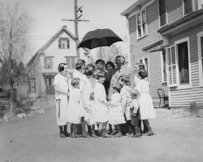 Discover Why This Family In 1920 Lined Their Children Up In Front Of A Car Quotes   