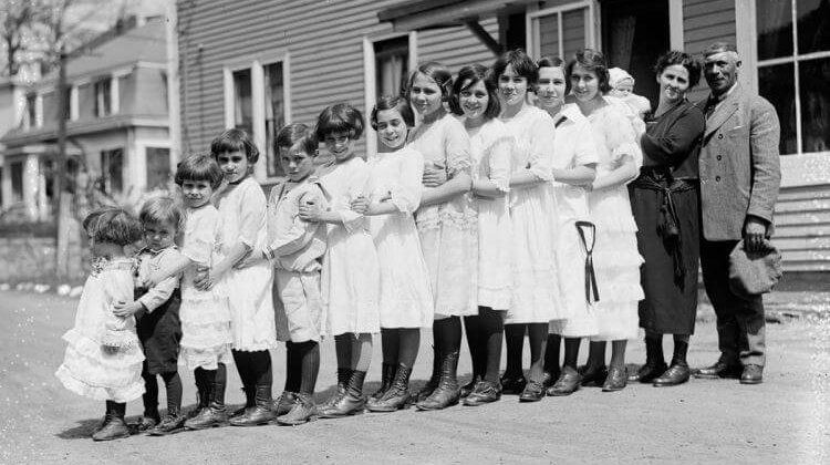 Discover Why This Family In 1920 Lined Their Children Up In Front Of A Car Quotes   