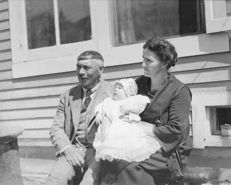 Discover Why This Family In 1920 Lined Their Children Up In Front Of A Car Quotes   