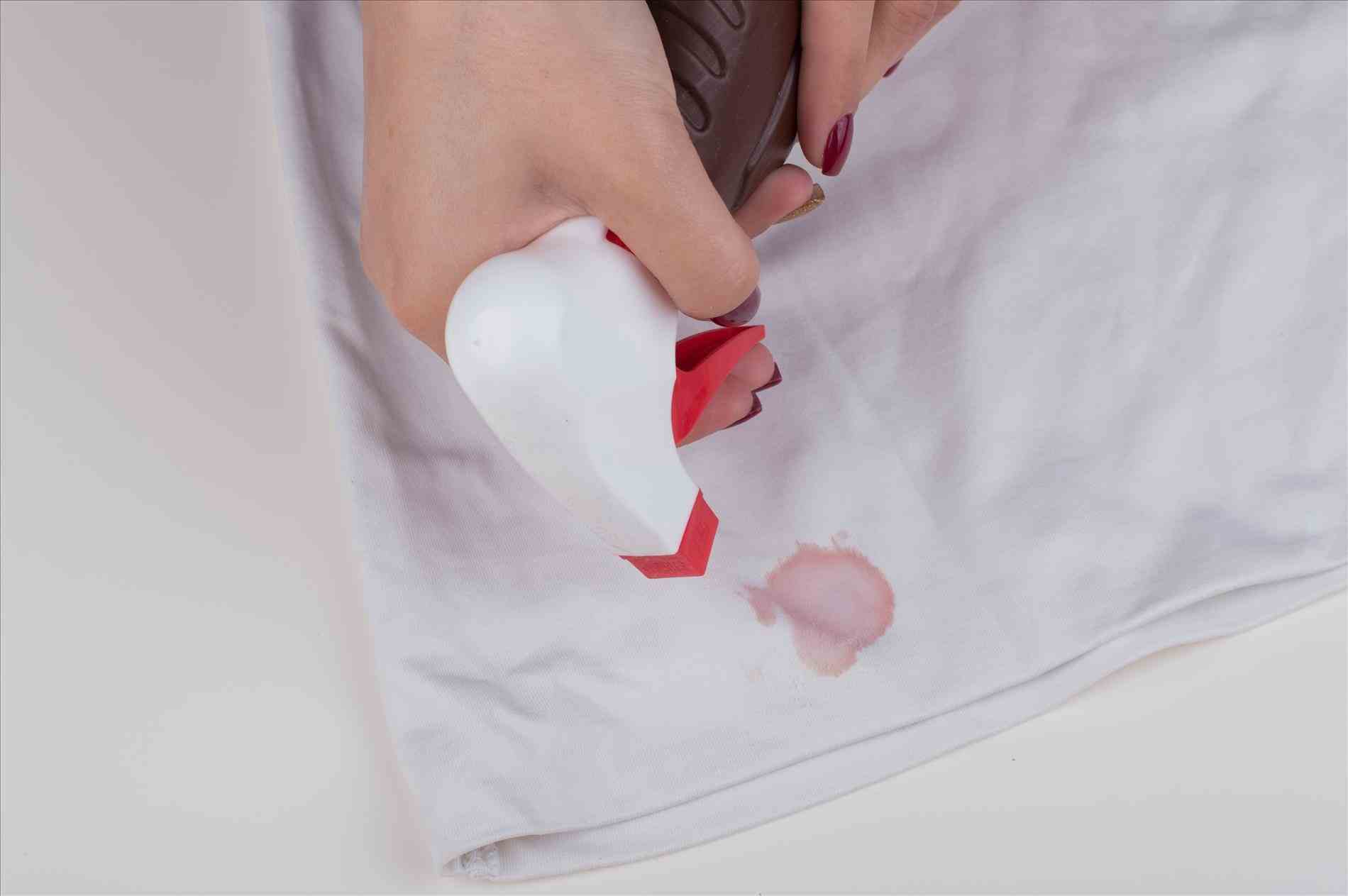 The only 16 tricks you need to know to get those stains out! Home Hacks   