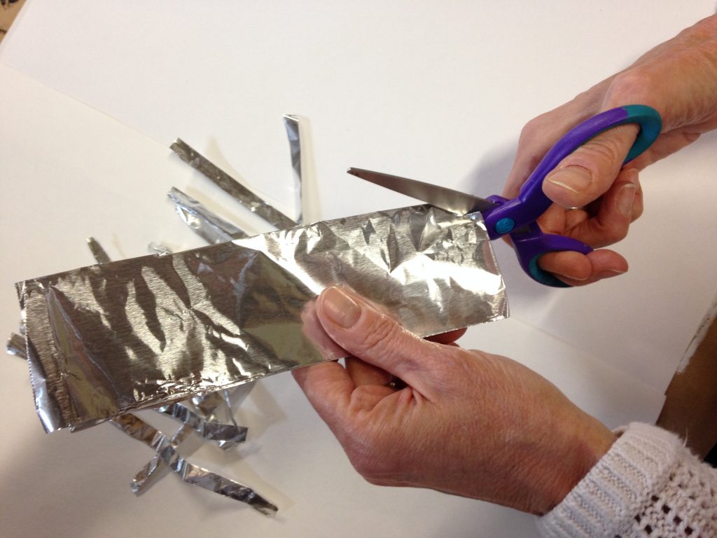 These 12 aluminium foil tricks will make your day so much better Page